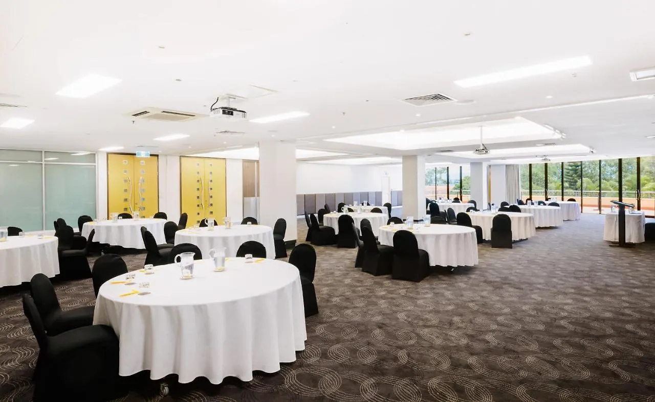 Voco Gold Coast By Ihg Hotel
