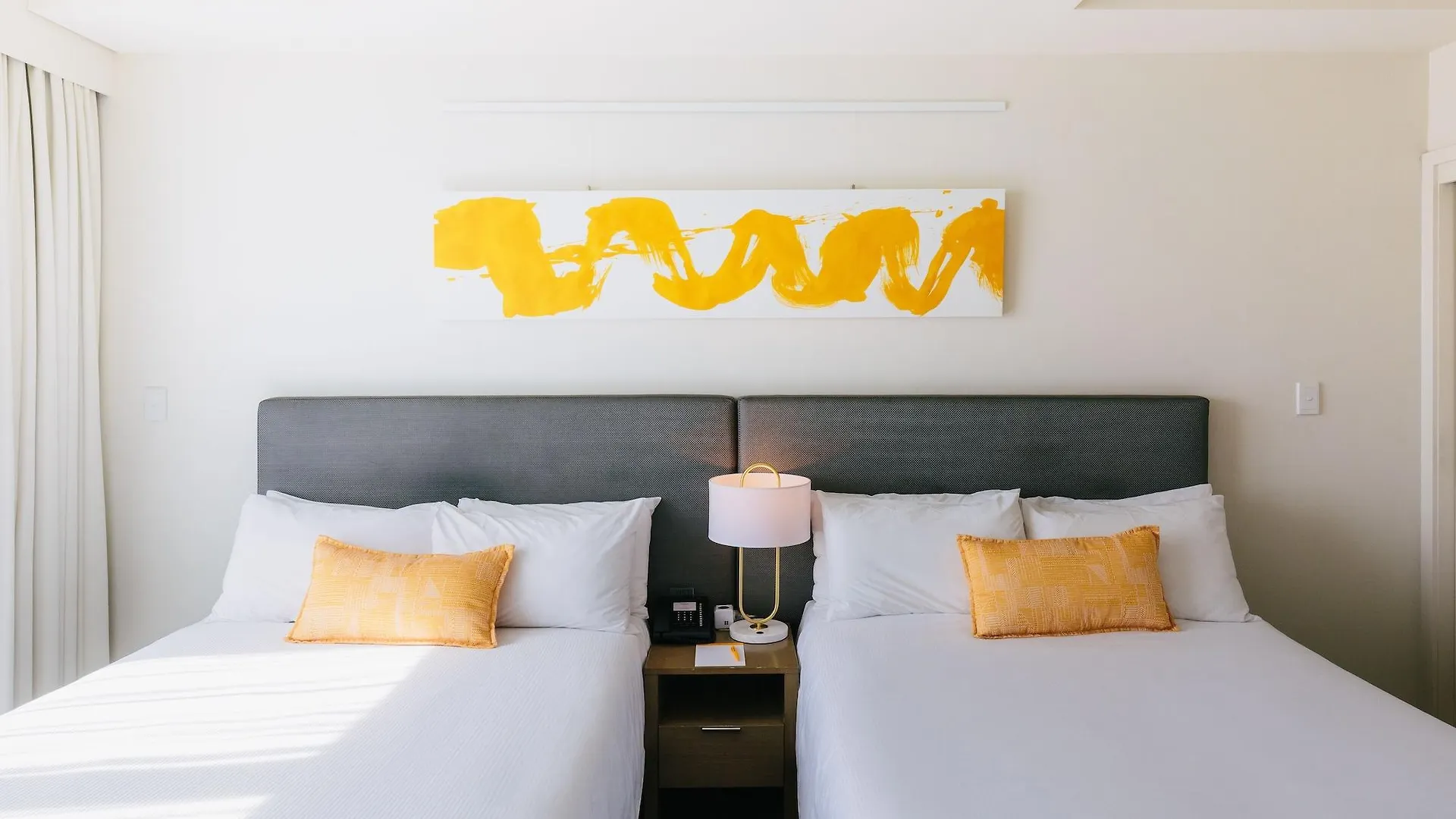 Voco Gold Coast By Ihg Hotel