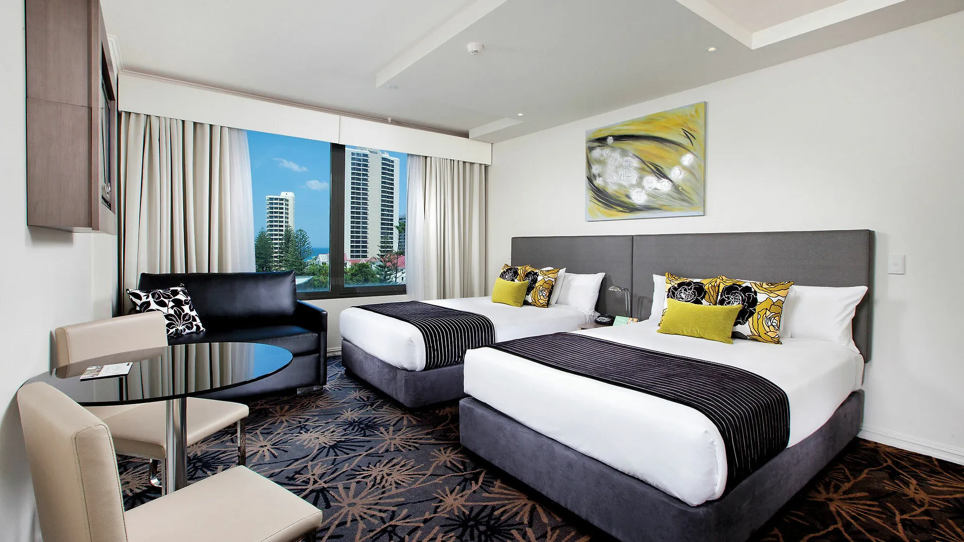 Voco Gold Coast By Ihg Hotel Australia