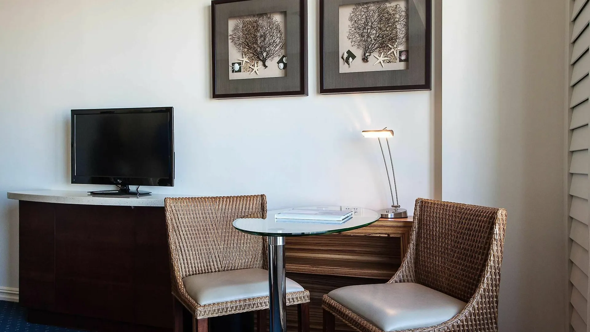 Voco Gold Coast By Ihg Hotel