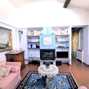 splendid-penthouse-in-the-heart-of-milan.it-lombardy.com/