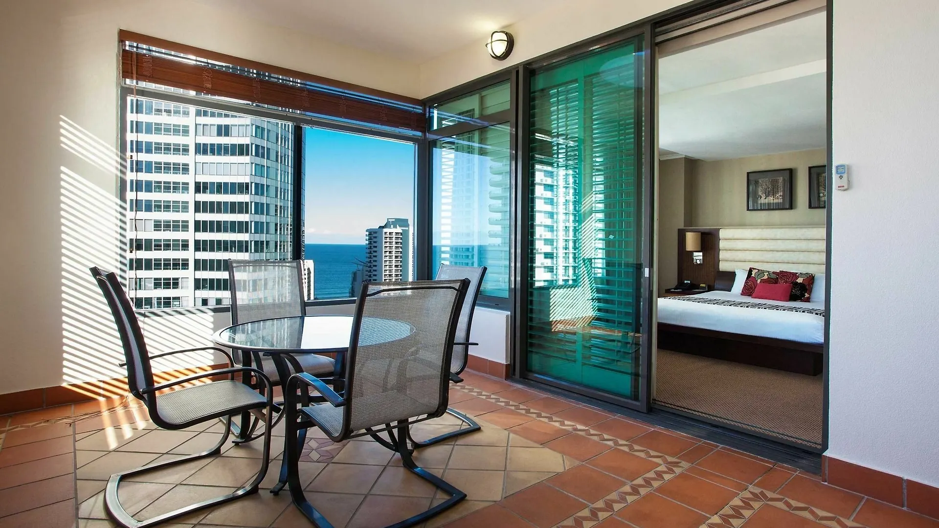 Отель Voco Gold Coast By Ihg